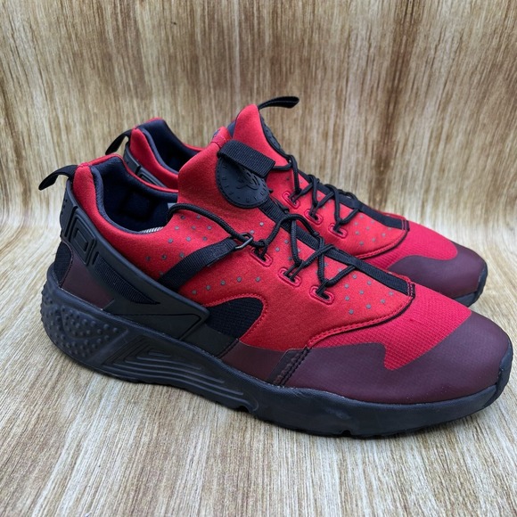 Nike Air Huarache Utility‎ Men's Size 13 Gym Red Black Sneakers Shoes 806807-600